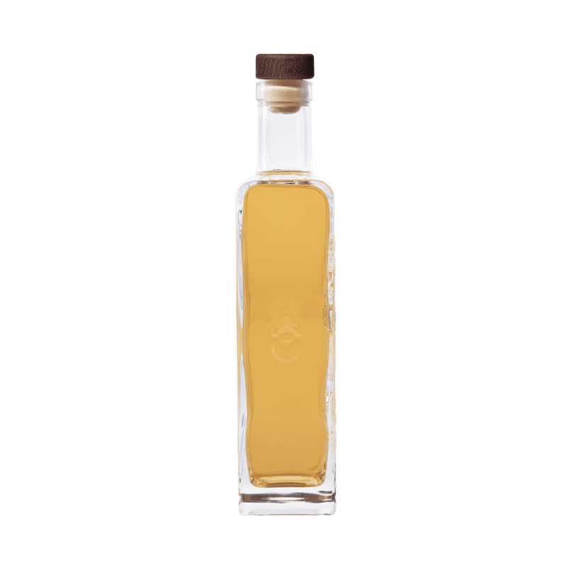 Laelia Tequila Añejo - ForTequilaLovers.com